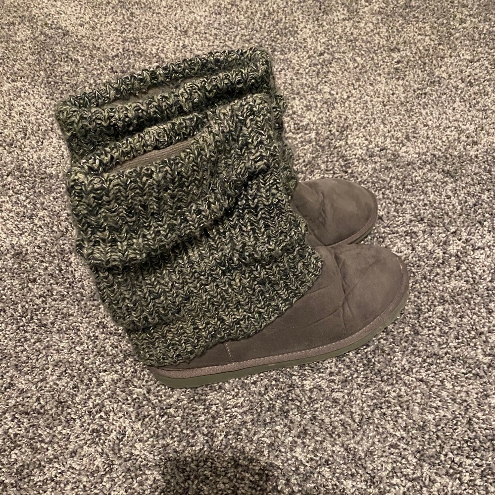 Gray boots
